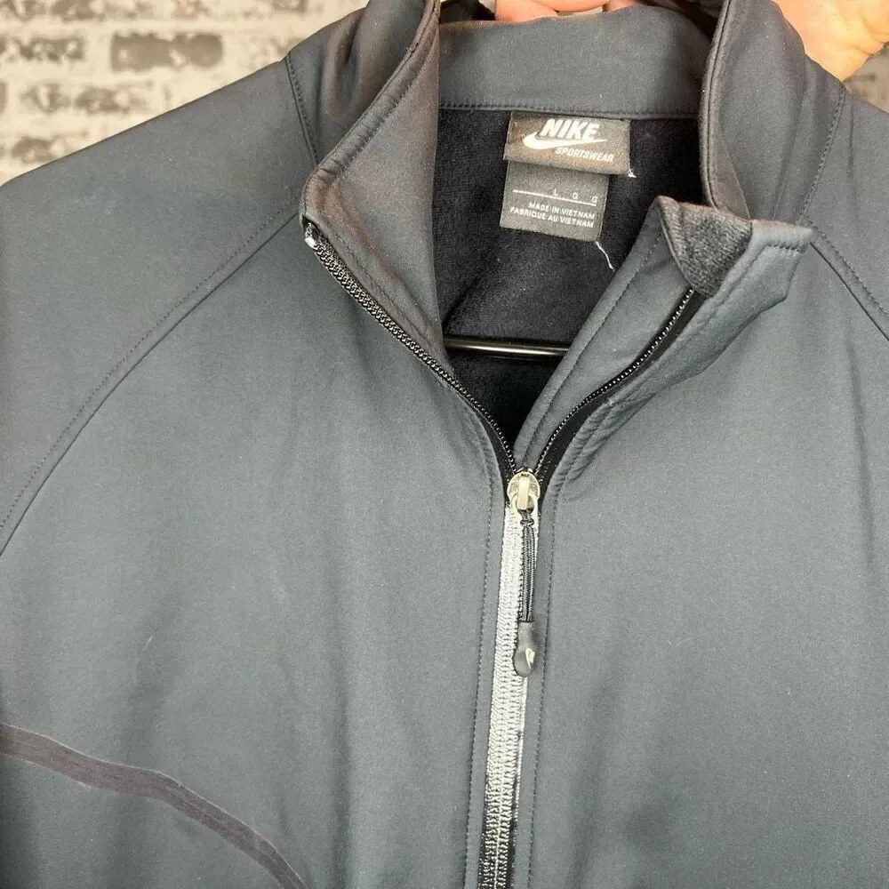 Nike wind breaker full zip jacket